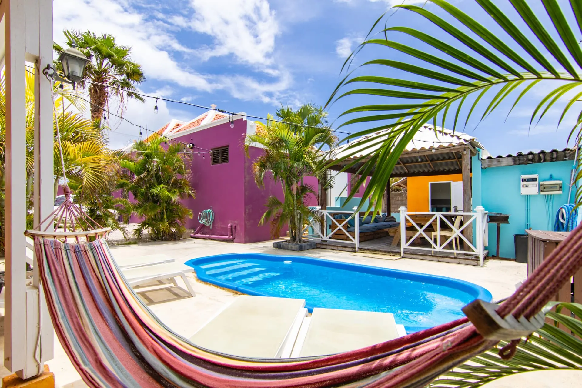 Casa 7 private pool with hammock and tropical plants