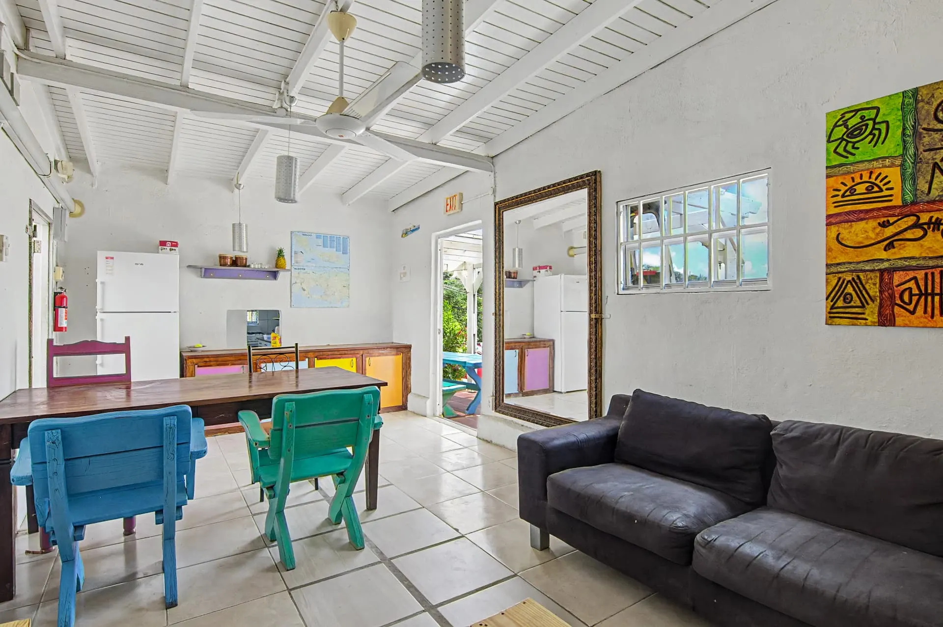 Casa 2 communal dining and living space